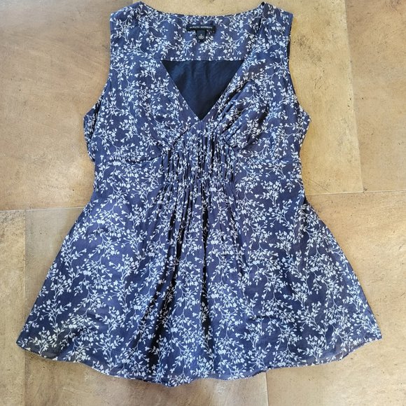 Banana Republic Tops - BANANA REPUBLIC Sleeveless Floral Top A-Line with Gathers Extremely Lightweight